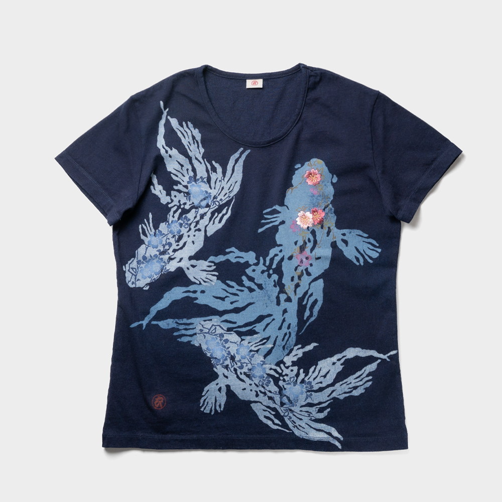 金魚の中の桜 半袖Tシャツ